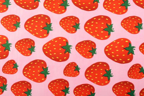 Obrus 140x140 cm JAHODA (1)