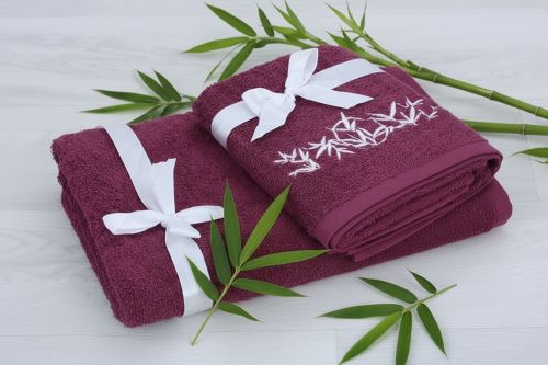 Set uteráka a osušky LUNO vínový