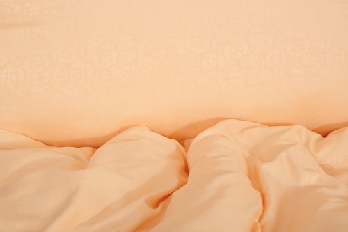 Obliečky DAMAŠOK mikro predľžené MAVA broskyňové (4)